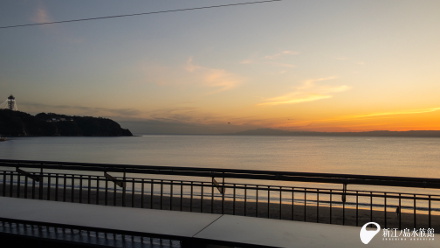 相模湾の夕焼けと空のグラデーション えのすいトリーター日誌 新江ノ島水族館