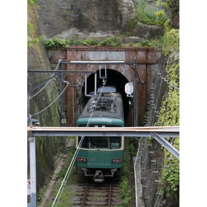 極楽寺トンネル・レンガ側
