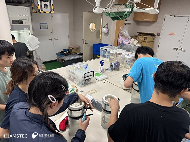 調査機器の準備