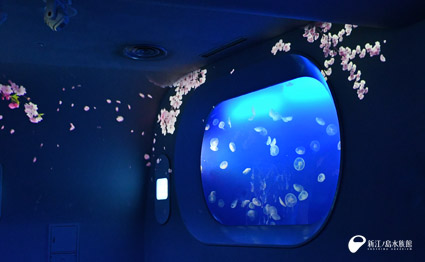 クラゲファンタジーホール 展示演出 春 新江ノ島水族館